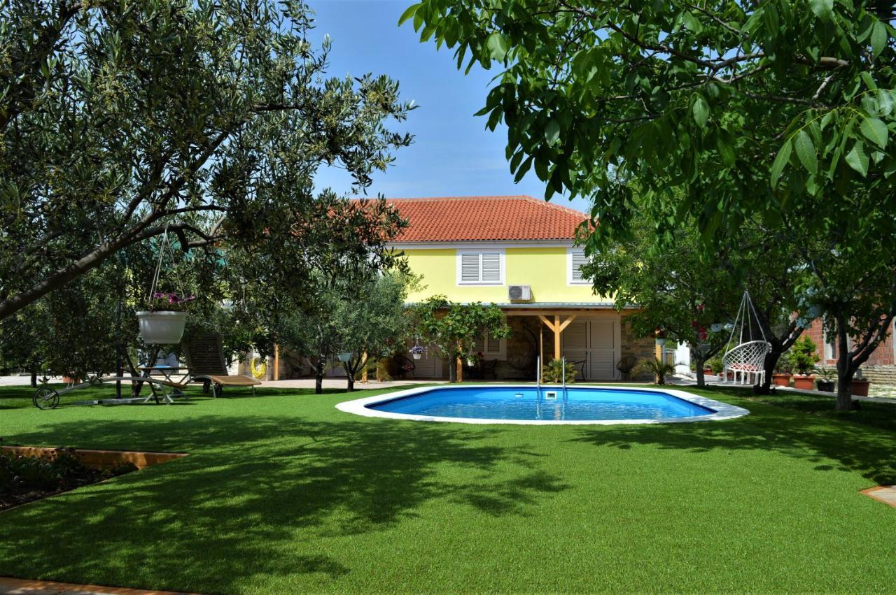 Studio Apartments Luka Biograd - Benkovac Exterior foto